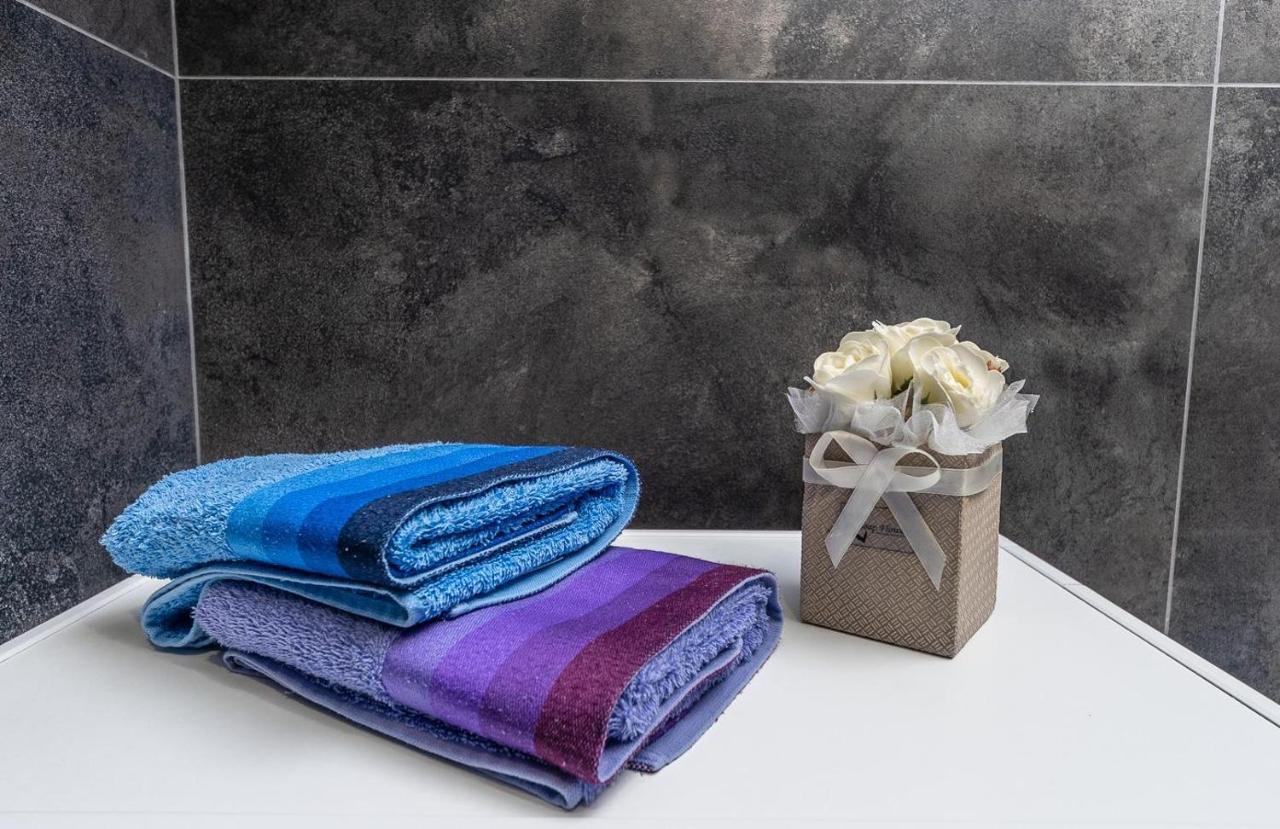 Luxury Apartments Smartplaza Obolon Metro Minskai 키예프 외부 사진
