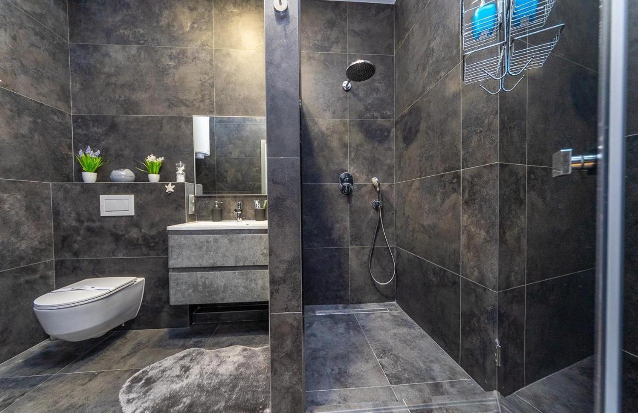 Luxury Apartments Smartplaza Obolon Metro Minskai 키예프 외부 사진